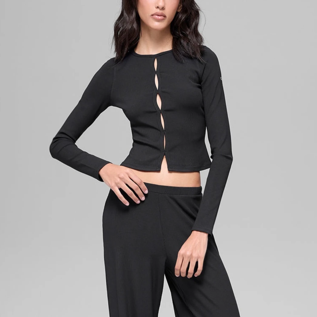 Women's Slim Fit Long Sleeve Y - Pilates & Yoga Vida review and price