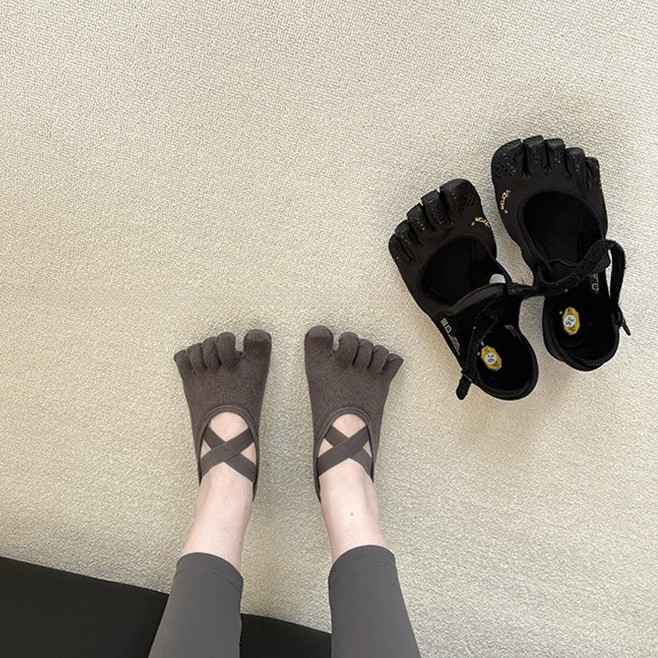 Women's Criss-Cross Strappy Fi - Medias Para Pilates Y Yoga review and price