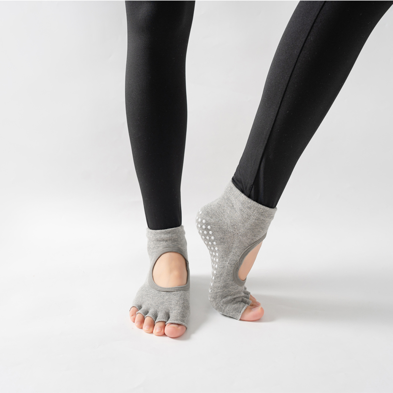 Women Backless Five Toe Yoga S - Medias Para Pilates Y Yoga review and price